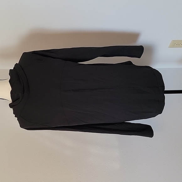 Lululemon Wrap Jacket - Picture 3 of 5